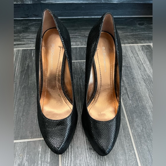 BCBGeneration Black Leather Heels - Picture 4 of 9